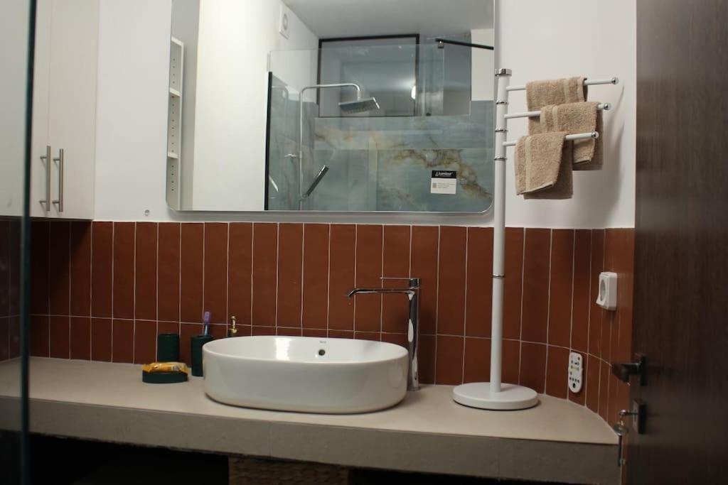 Agnes Apartment Filopappou Athena Bagian luar foto