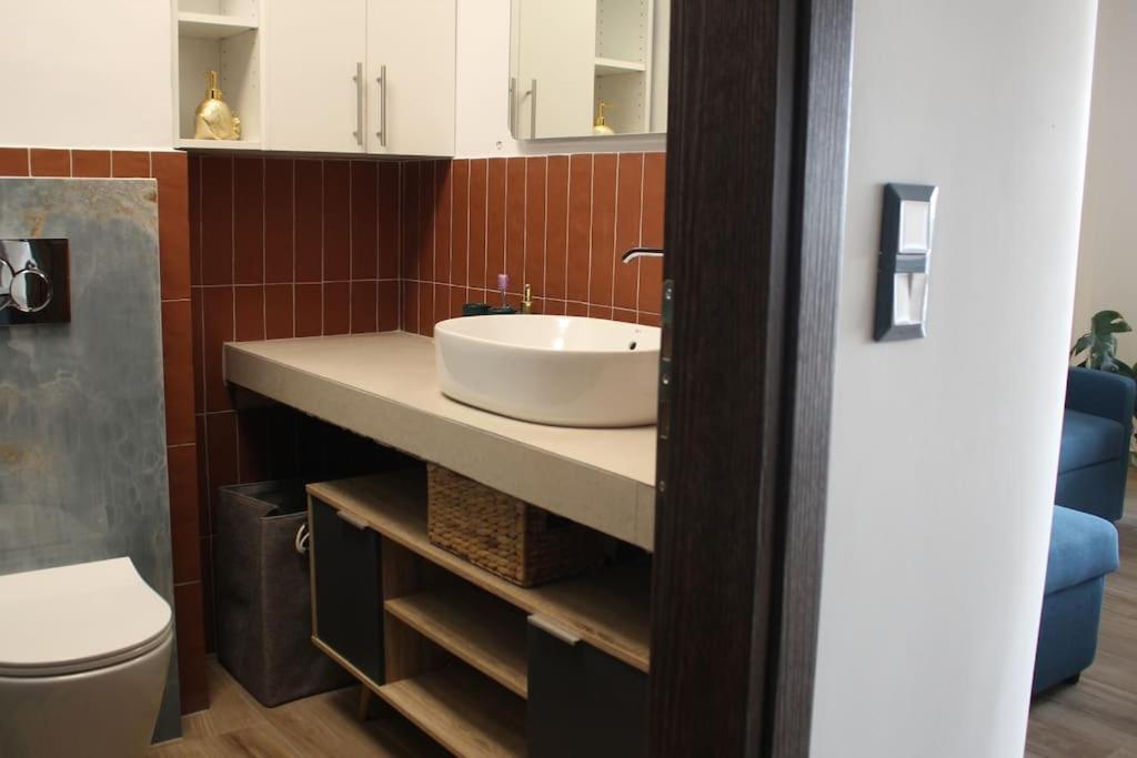 Agnes Apartment Filopappou Athena Bagian luar foto